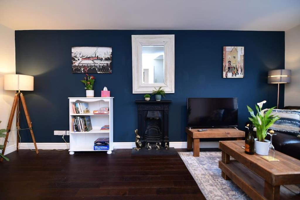 Loveyork Priory Apartment - Central With Parking Екстериор снимка