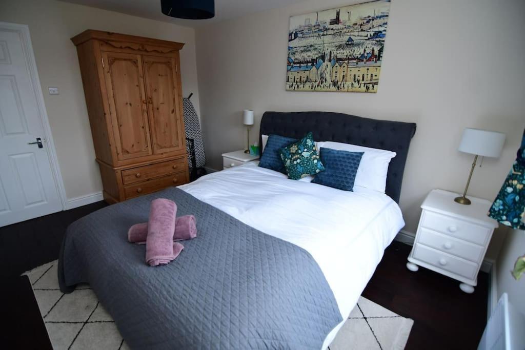 Loveyork Priory Apartment - Central With Parking Екстериор снимка